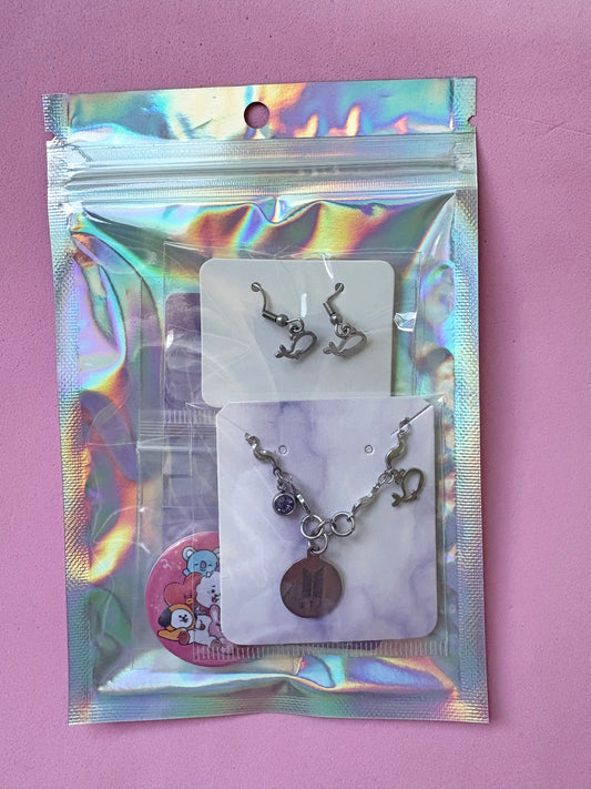 Lote merch (no oficial) temática BTS